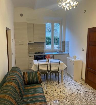 Suvereto Apartment | Free Parking - Tosca Apartment - Ampio Appartamento nel Borgo Medioevale di Suvereto