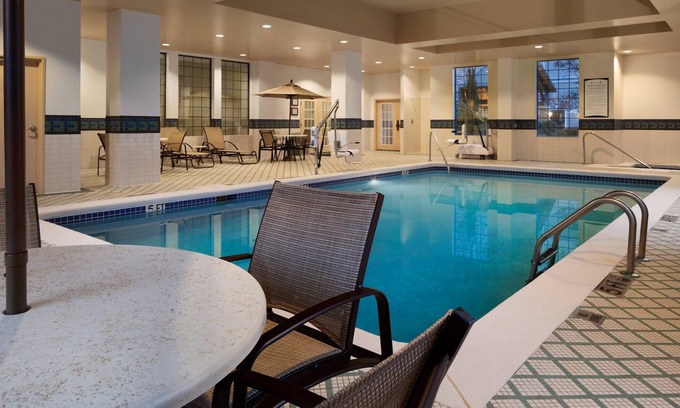 Buckhead Village Condo | Free Shuttle, Free Breakfast, Indoor Pool | Near Downtown Atlanta