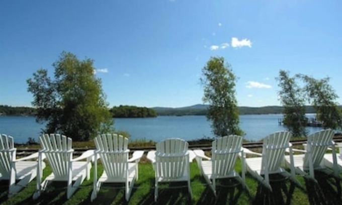 South Down Shores House | Free standing condo in gorgeous lakefront community with short walk to beach