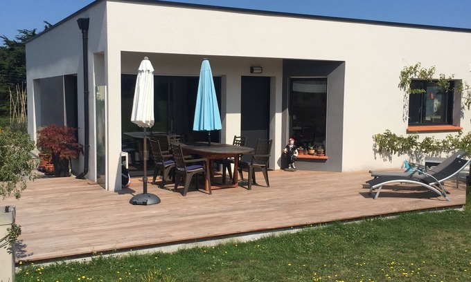 Pleherel-Plage-Vieux-Bourg House | Frehel: modern house w/garden - near Cap Frehel and beach
