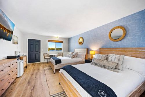 Fish Creek Hotel | Fresh Coast Motel