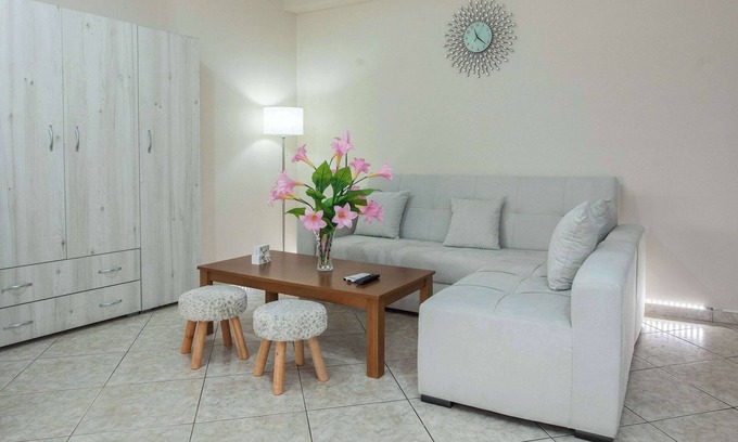 Keratsinion Apartment | Fresh Modern 1 Bd Apt w Balcony in Quiet Keratsini