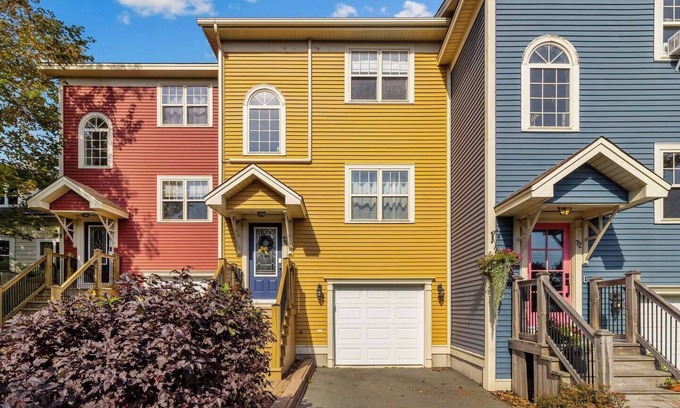 Terra Nova House | Freshwater Joys: Jellybean 4BR Gem In St. John's
