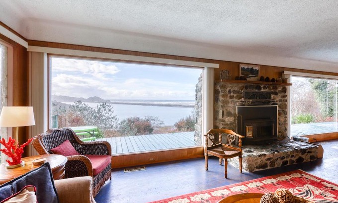 Orick House | Freshwater Lagoon Retreat