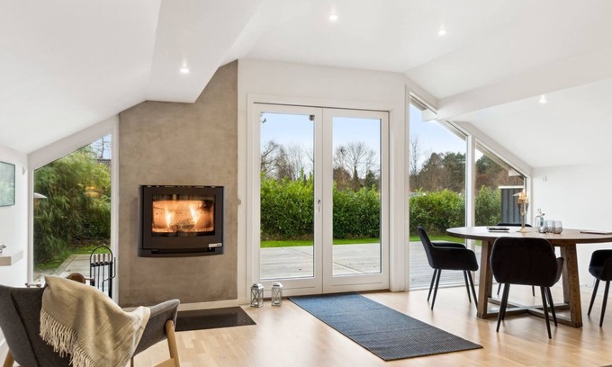Udsholt House | "Frithlef" - 1.3km from the sea by Interhome
