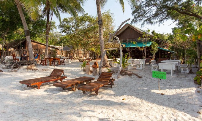 Ranong Resort | Frog Beach House