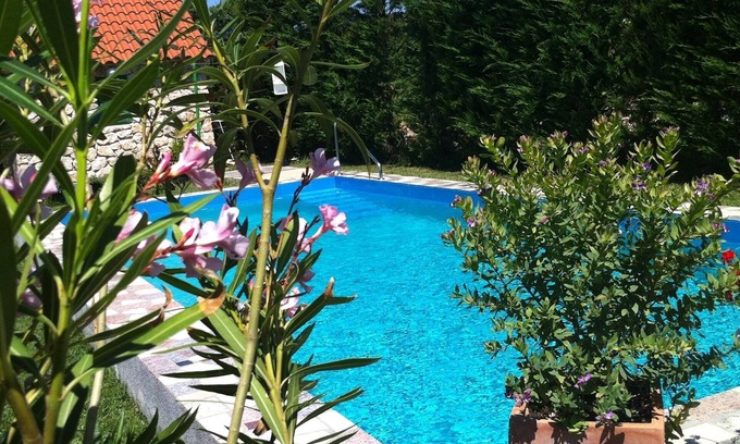 Ljubac Apartment | FROM 28.8.OFFERS,STUDIO,POOL,AIR CONDITIONING, FAMILIES,GROUPS,SEAVIEW,DISCOUNTS UP TO 55%