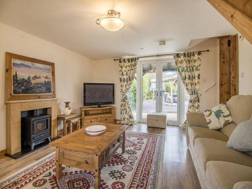 Bethania House | Frondeg Bach