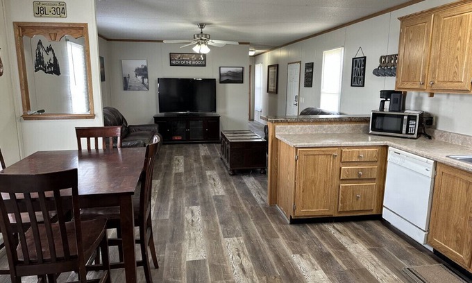 Annapolis Cabin | FS Rental #1 - 5mins to Black River