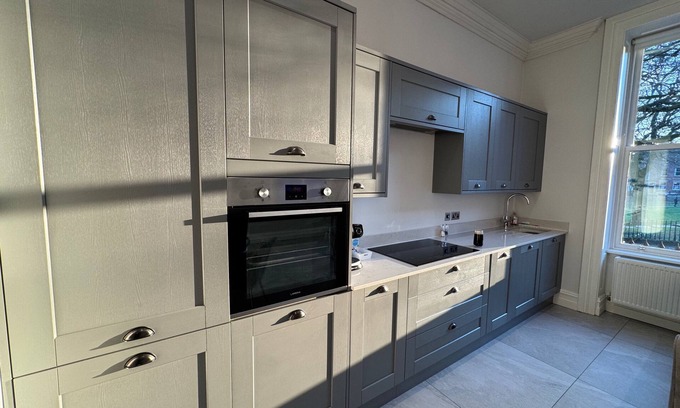 Preston Apartment | Full Apartment With Secure Parking Great Views