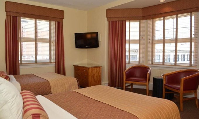 Gayborhood Hotel | Full Double Delight, The Alexander Inn, 2 Rooms, Historic Neighbourhood