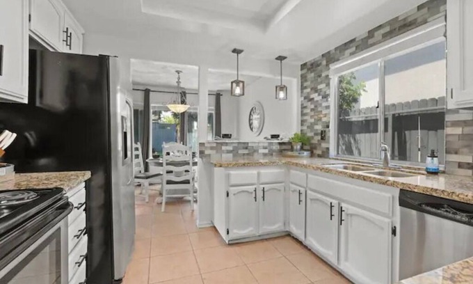 Southwestern Sacramento House | Full private Sacramento home