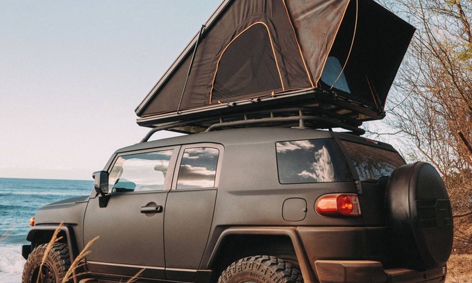 Wailua House | Fully Decked Lifted 4WD Black FJ Cruiser!