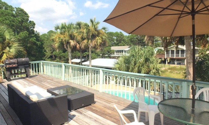 Alligator Point House | Fun Beach House With Pool