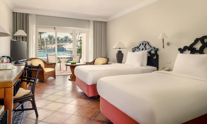 Sharm El Sheikh Resort | Fun by the Sea | 3 Comfortable Rooms, All-Inclusive Stay with Pools & Kid’s Club