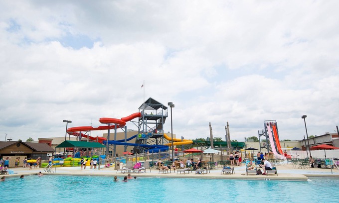 Burlington Hotel | Fun City Resort Hotel