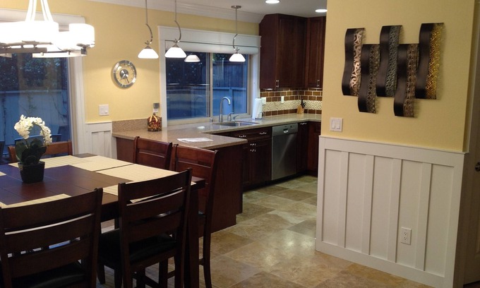 Solana Beach House | Fun N' Sun Condo at Del Mar Beach Club - FULL HOUSE AC and HEATING