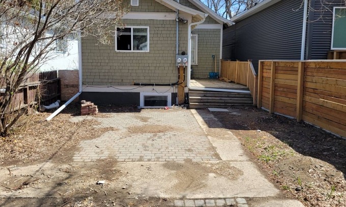 Saskatoon Downtown Apartment | Furnished 2 bedroom basement Suite by the River
