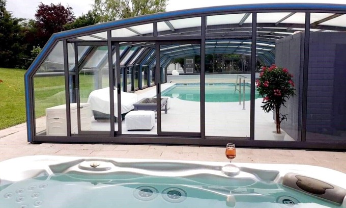 Dinsheim Apartment | Furnished accommodation with SPA (swimming pool, sauna, jacuzzi) "Les Papillons de la Bruche" rated 3*.