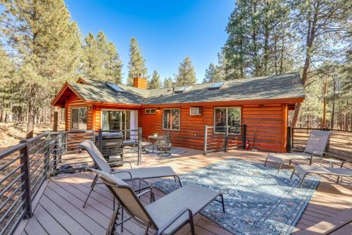 Williams House | Furnished Gazebo with View Rustic Williams Retreat!