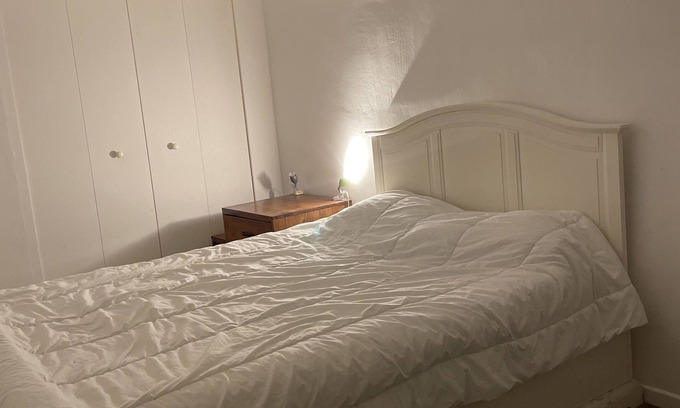 Bonneveine Apartment | Furnished T2 apartment with parking near the beach