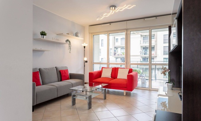 Milan Apartment | Futurismo, Large 2 Br Apartment Near Trapezio Park By Halldis