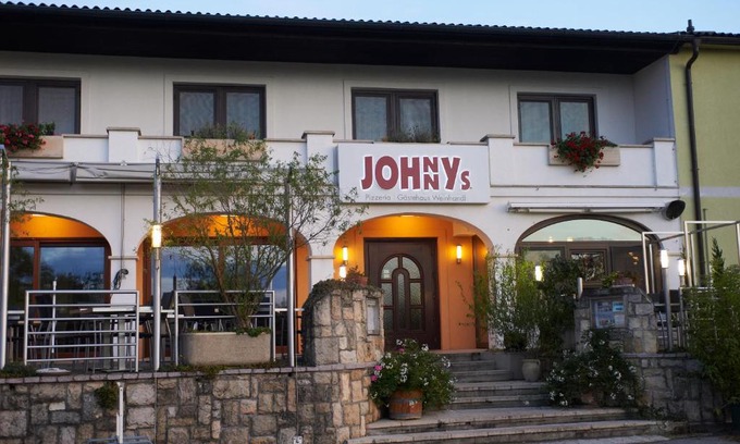 Podersdorf am See Bed & Breakfast | Gästehaus Elisabeth Weinhandl