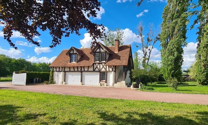 Huisseau-sur-Mauves Apartment | Gîte 2/4 Personnes