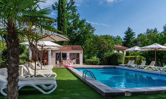 Les Arcs-sur-Argens Apartment | Gîte 3* 60m² air-conditioned 2-5 persons heated swimming pool tennis Les Arcs s.Argens