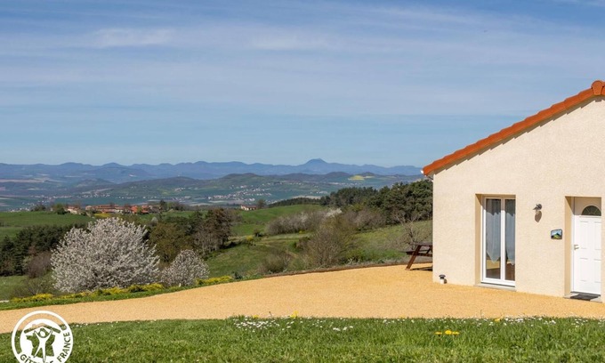 Saint-Etienne-sur-Usson House | Gîte 63g1648 - Saint Etienne SUR Usson
