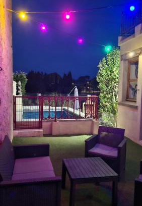 Couffoulens House | Gîte avec Piscine Proche de Carcassonne