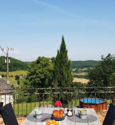 Hautefage-la-Tour House | Gîte avec vue