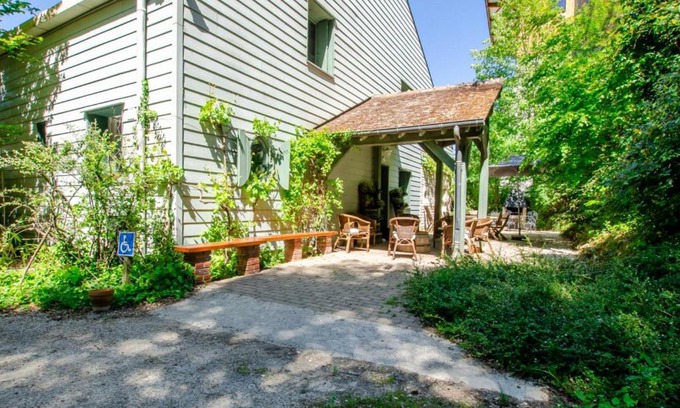 Bar-sur-Seine House | Gîte Bar-sur-Seine, 6 pièces, 14 personnes - FR-1-543-132