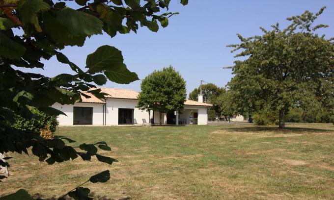 Yvrac House | Gîte Basmatho - Yvrac