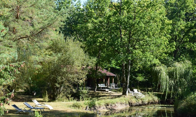 Courcy-aux-Loges Ski Chalet | Gîte Chalet de L'etang