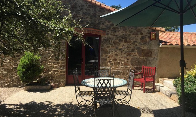 Saint-Michel-Mont-Mercure House | Gîte charmant à la campagne avec terrasse, proche du Puy du Fou et de la rivière Sèvre - FR-1-426-249