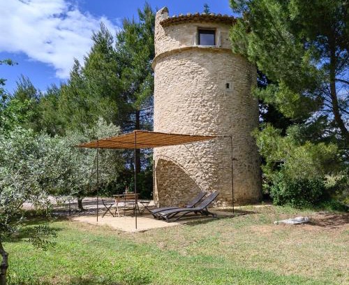 Oppede House | Gîte de charme face au Luberon, avec Jacuzzi
