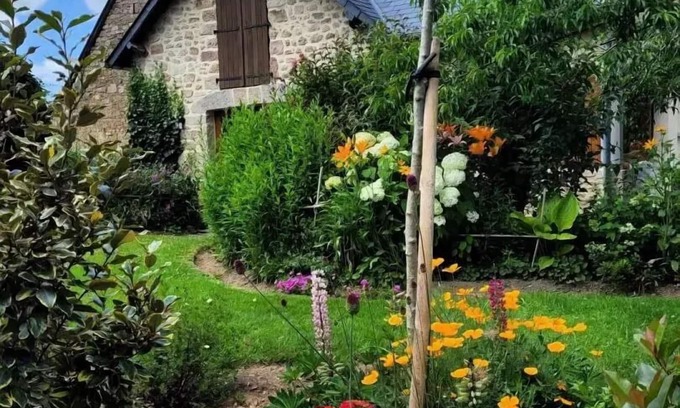 Marcillac-la-Croisille Villa | Gîte de France The 3 ears bakery - Gîte de France 2 people