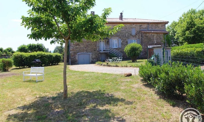 Saint-Jean-de-Touslas House | Gîte de la Tour - Beauvallon