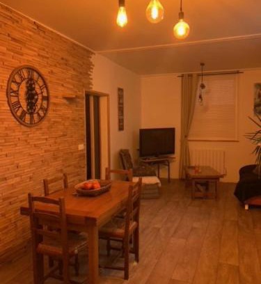 Givet Apartment | gîte de nonna