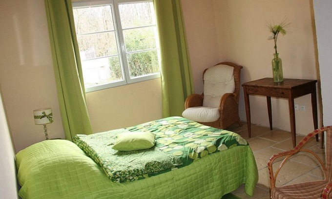 Luze House | Gîte Domaine de Villevert Piscine, Sauna spa Pétanque Volley