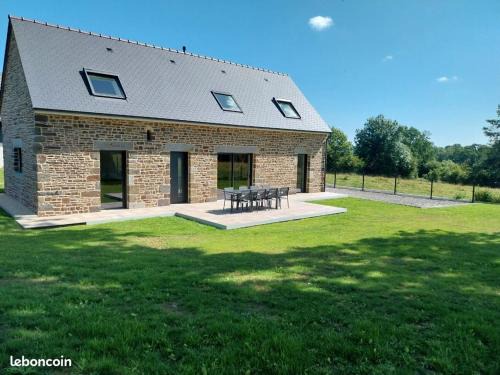 Montaigu-les-Bois House | Gîte du Chêne