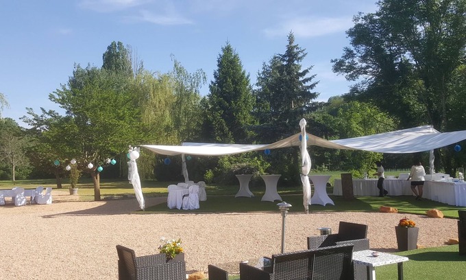 Ternand House | Gîte du Domaine des Pierres Dorées