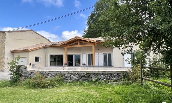 Roquefeuil House | Gîte du Tatou - ROQUEFEUIL