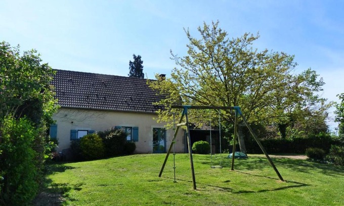 Le Brethon House | Gîte familial avec jardin clos, proche Forêt de Tronçais - FR-1-489-238