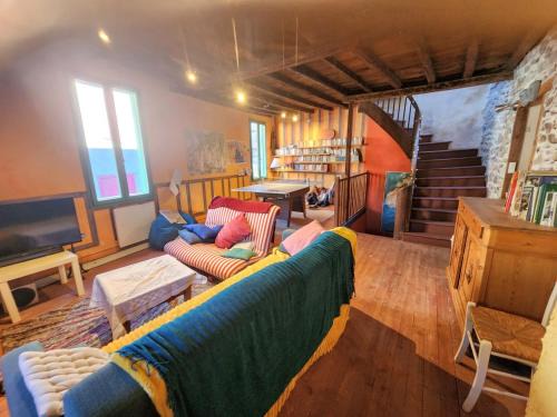 Siguer House | Gîte Groupe La Farigoule à Siguer