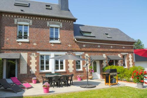 Louvetot House | Gîte l'ancienne forge 4 adultes et 2 enfants