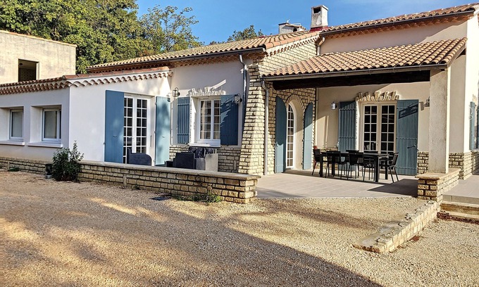 Saze House | Gîte L'Antre Chaux near Avignon