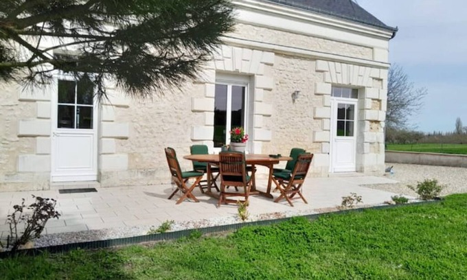 Civray-de-Touraine House | Gîte "les Eglantines"