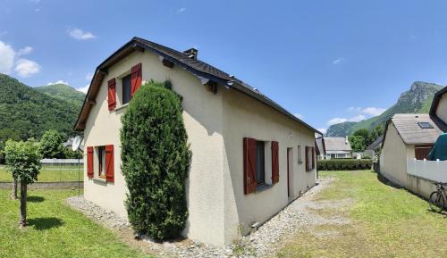 Gere-Belesten House | Gîte Monplaisir